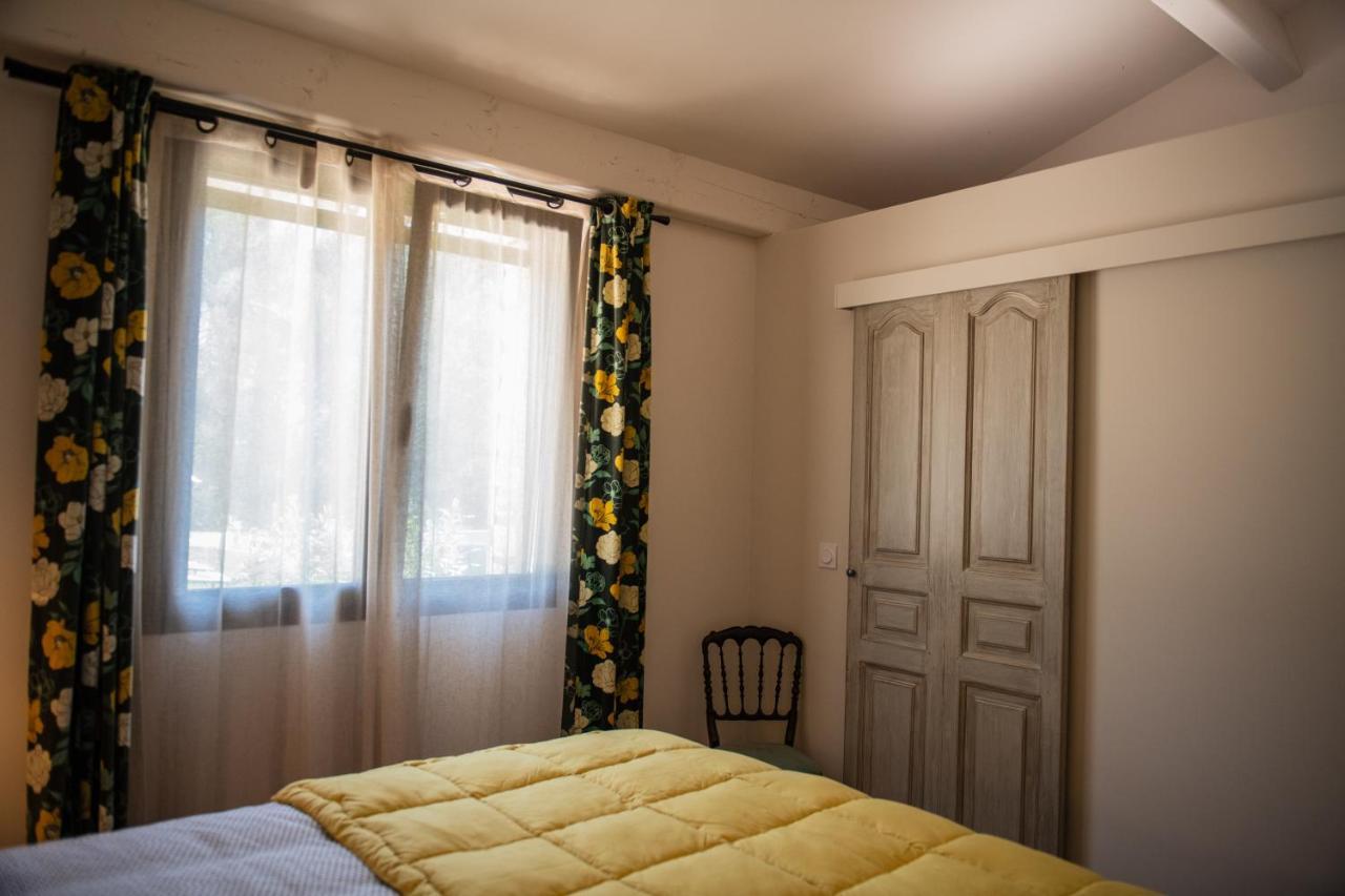 Bastide Toujours Dimanche, Maison De Vacances Avec Vue & Piscine Privee Gordes Esterno foto